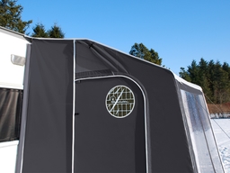 Isabella Winter sas neige