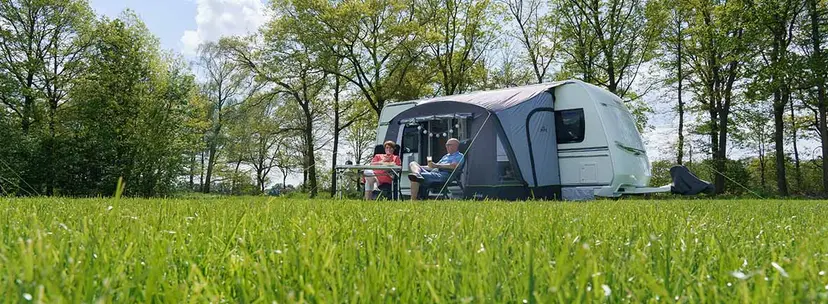 Comment puis-je garder ma caravane ou mon camping-car au frais ? 5 conseils !