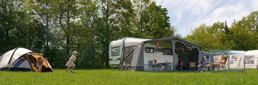 Camping et fortes chaleurs : les bons réflexes à adopter