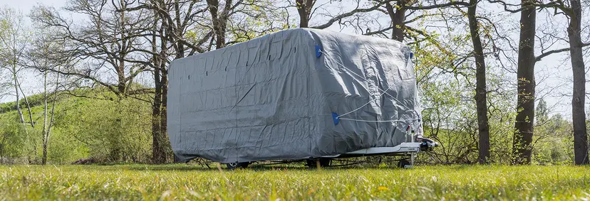 Quelle bâche de protection choisir pour ma caravane ?