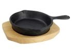 Cast Iron petite casserole en fonte sur planche