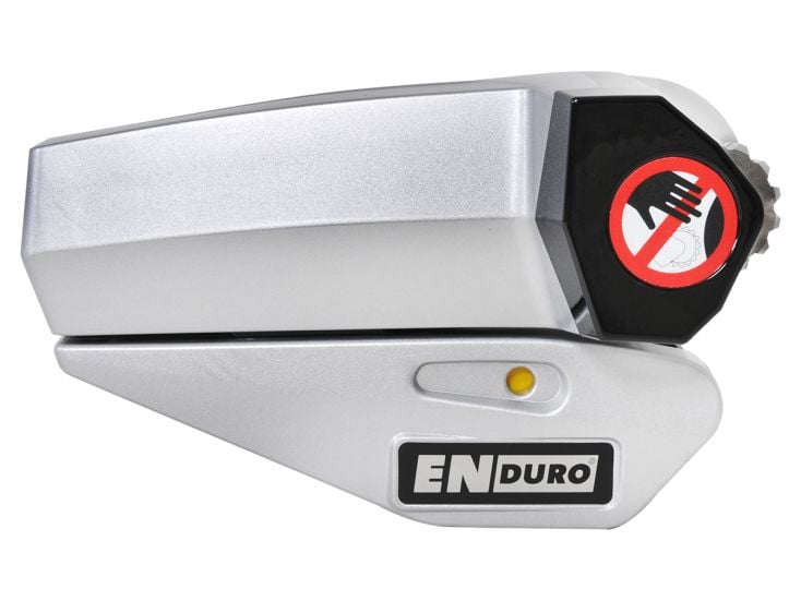 Enduro EM505 FL déplace caravane
