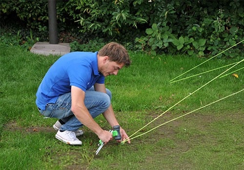planter sardines pour tente